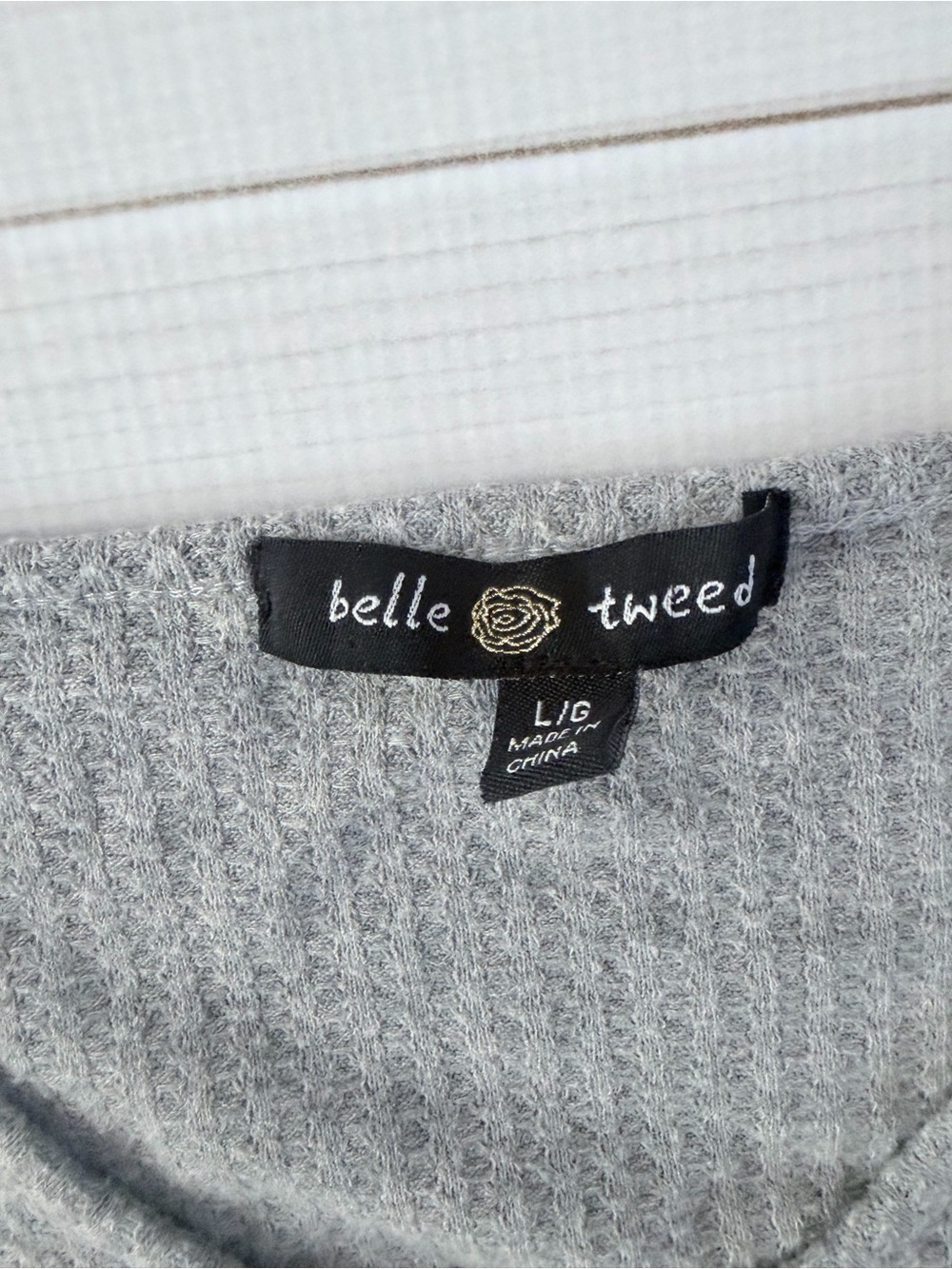 Elle Grey Waffle V-Neck Tie-Waist Camisole - Picture 3 of 4